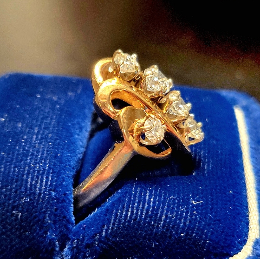 Diamond ring (vintage)
